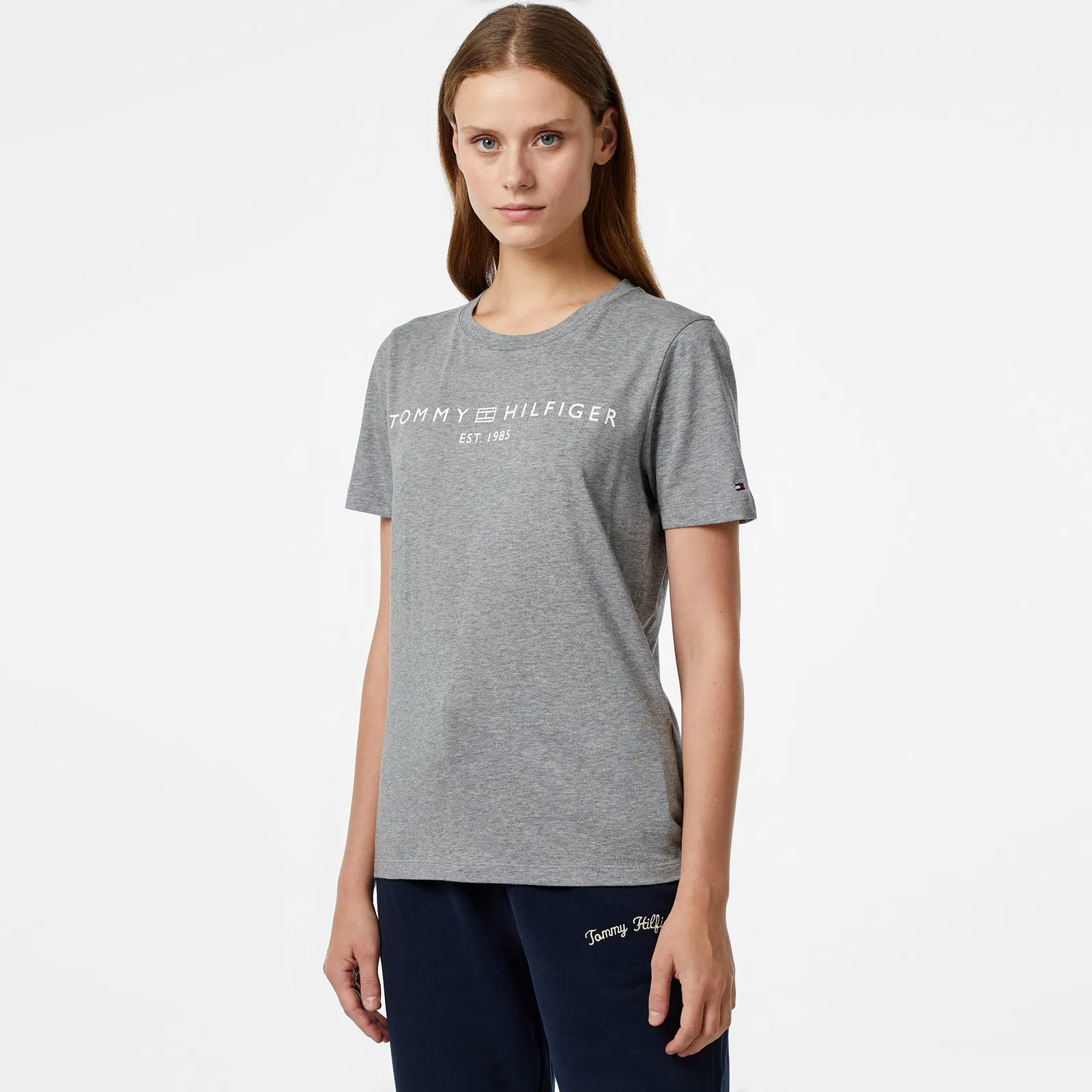 Футболка женская Tommy Hilfiger WW0WW40276 серая S 4490₽