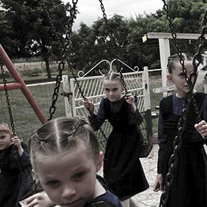 Crystal Castles: Amnesty (I)