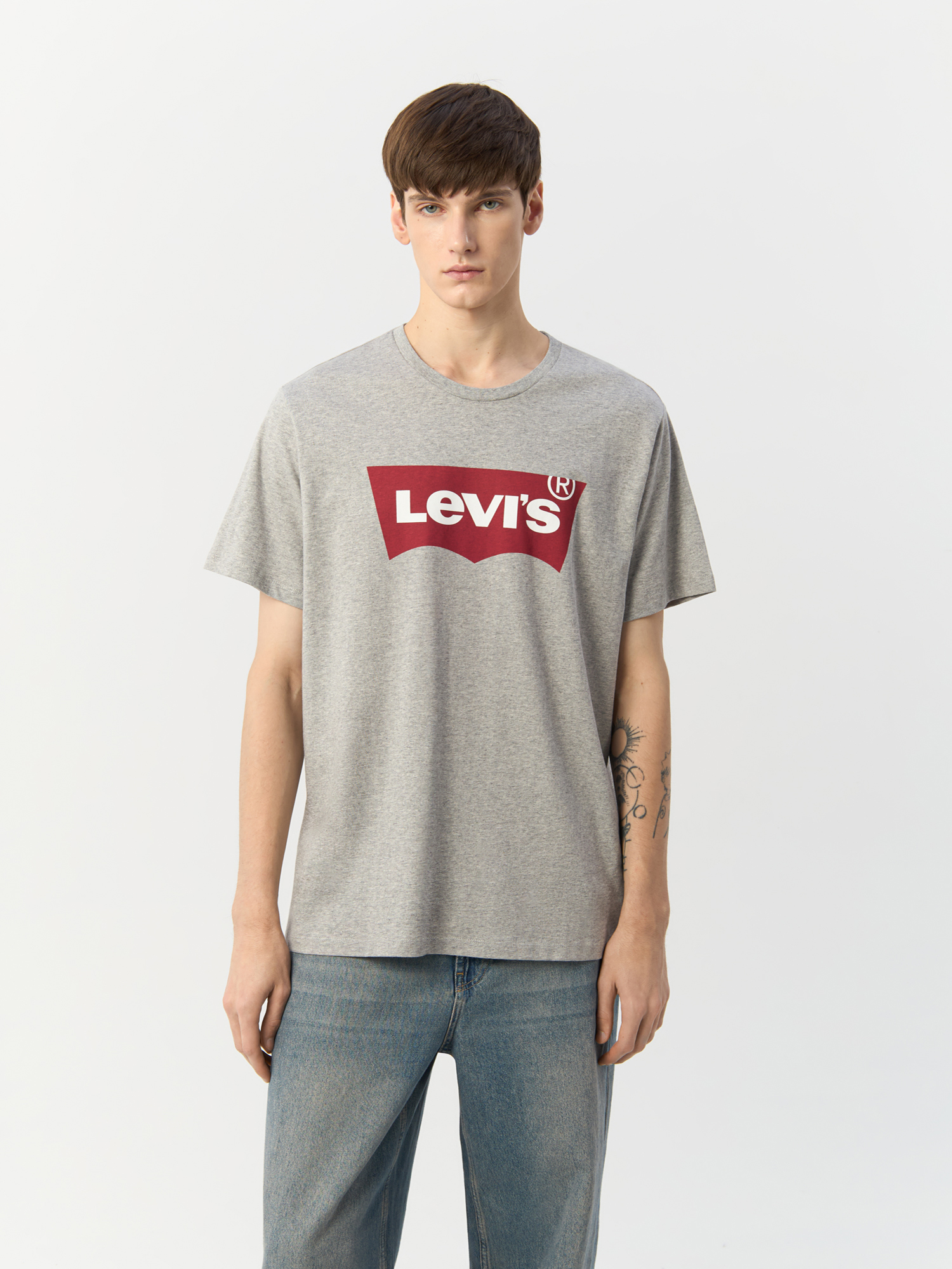 

Футболка мужская Levi's Graphic 17783-0138 серая S, Серый, 17783