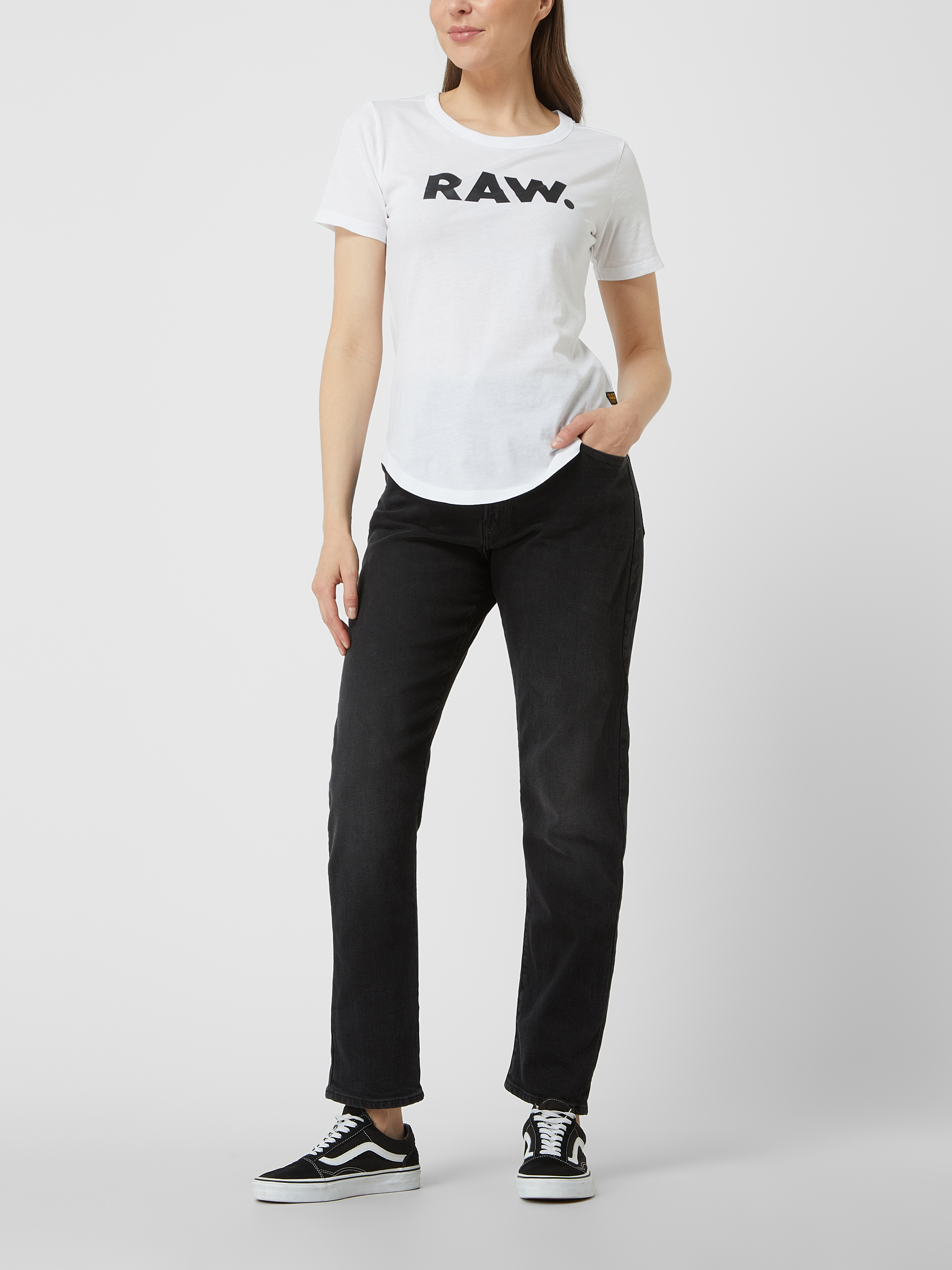 

Джинсы женские G-Star Raw 1585616 черные 30/30 доставка из-за рубежа, Черный, 1585616