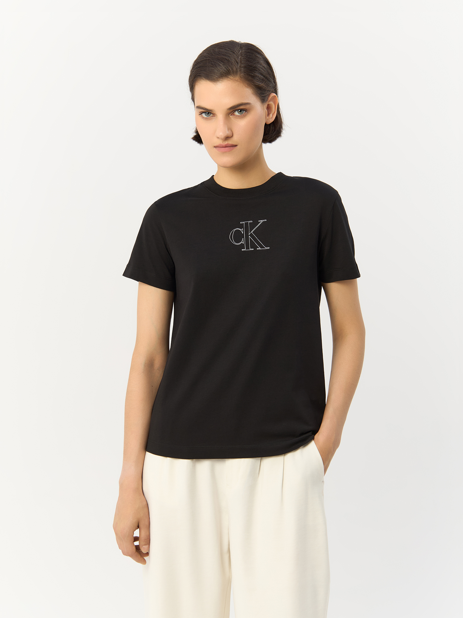 

Футболка женская Calvin Klein Jeans J20J224791 черная M, Черный, J20J224791