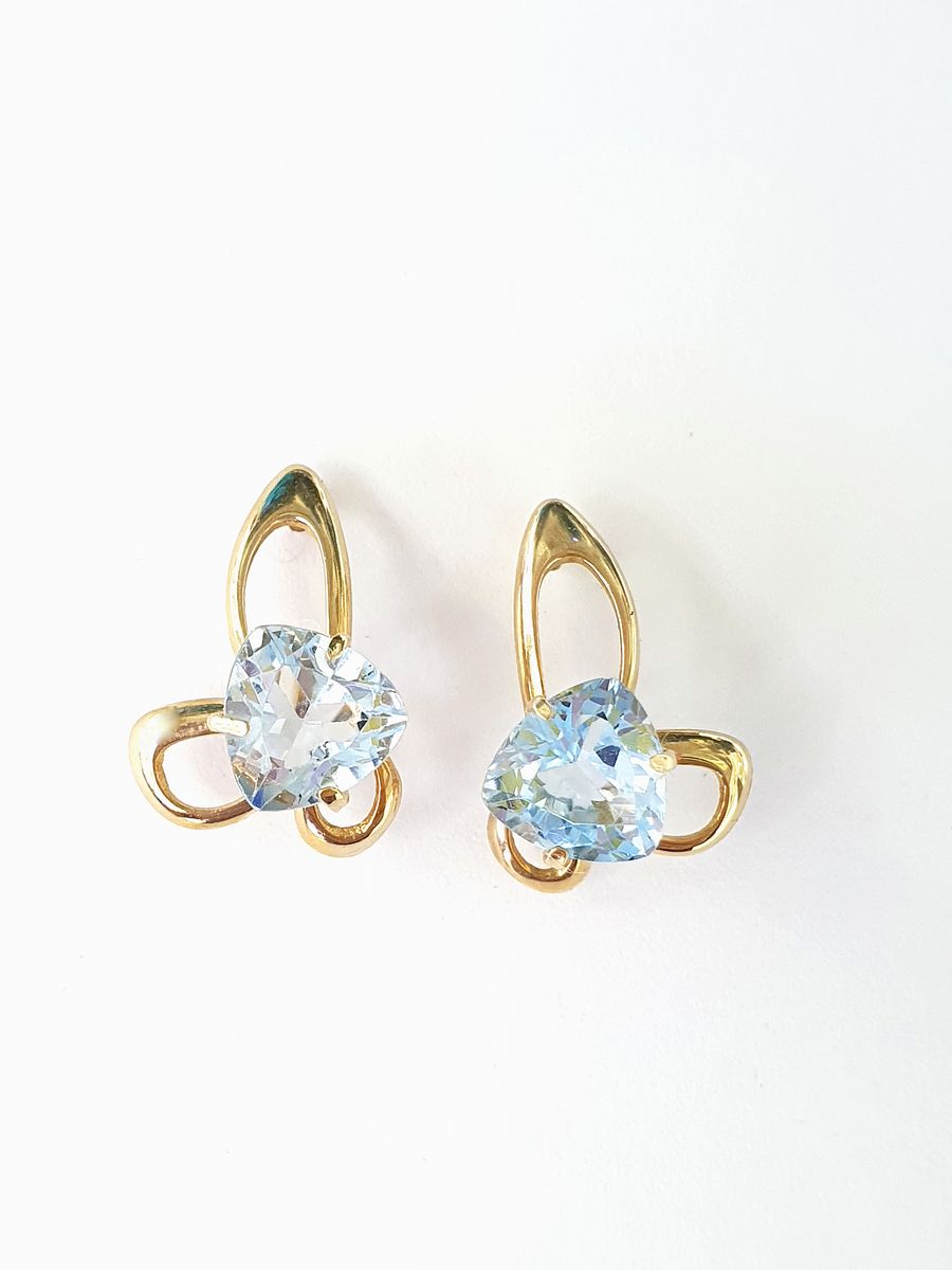 

Серьги из золота TEO MAORI 9Н.Г.Л2312, топаз, 9Н.Г.Л2312
