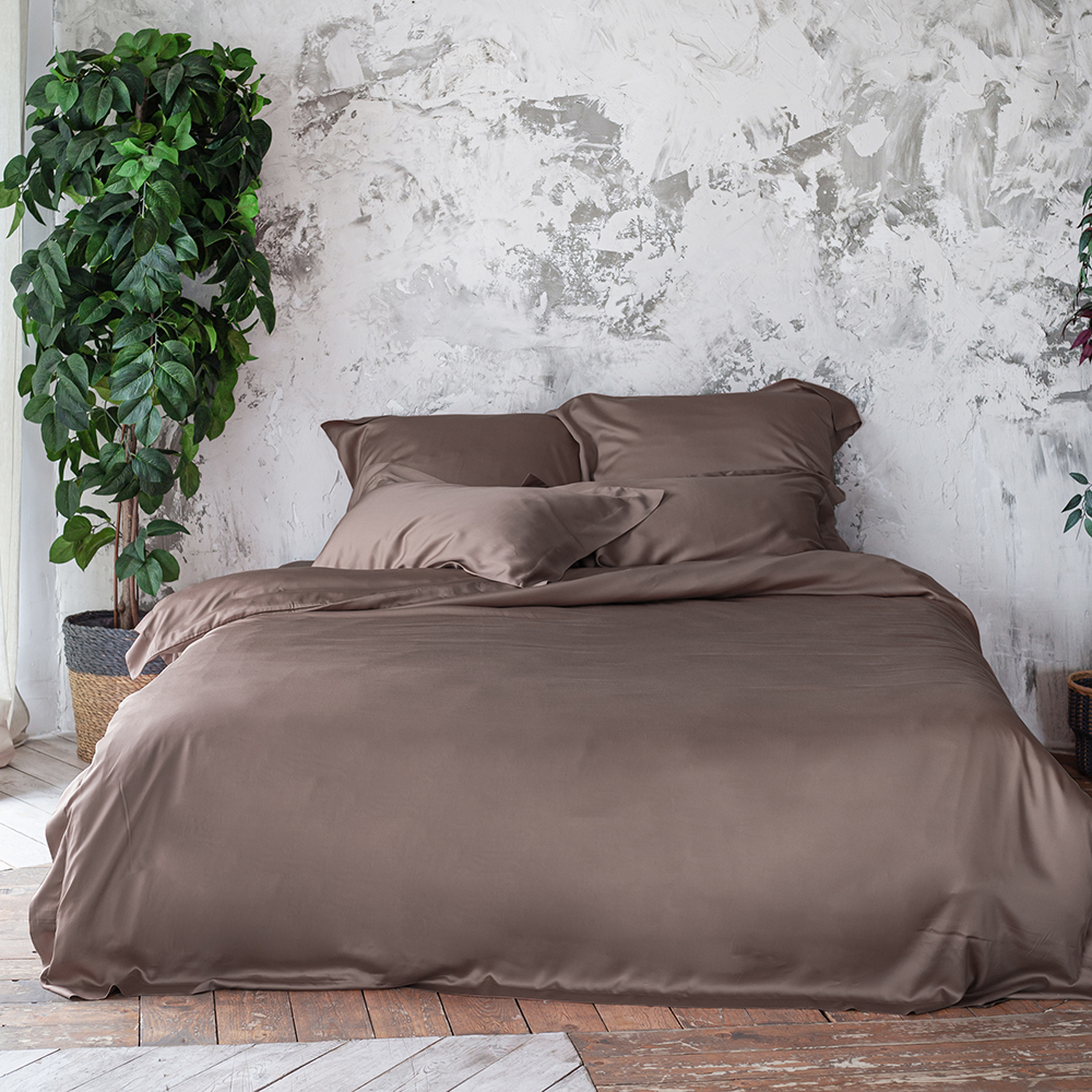 

Комплект постельного белья Bellehome Shiny Mokko 300 ТС 2 спальное Евро 100% тенсель