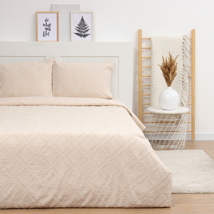

Постельное бельё LoveLife Tufting 1,5сп "Ромб", цвет бежевый, 110 г/м2