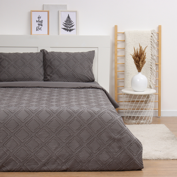 

Постельное бельё LoveLife Tufting 1,5сп, цвет серый, 110 г/м2
