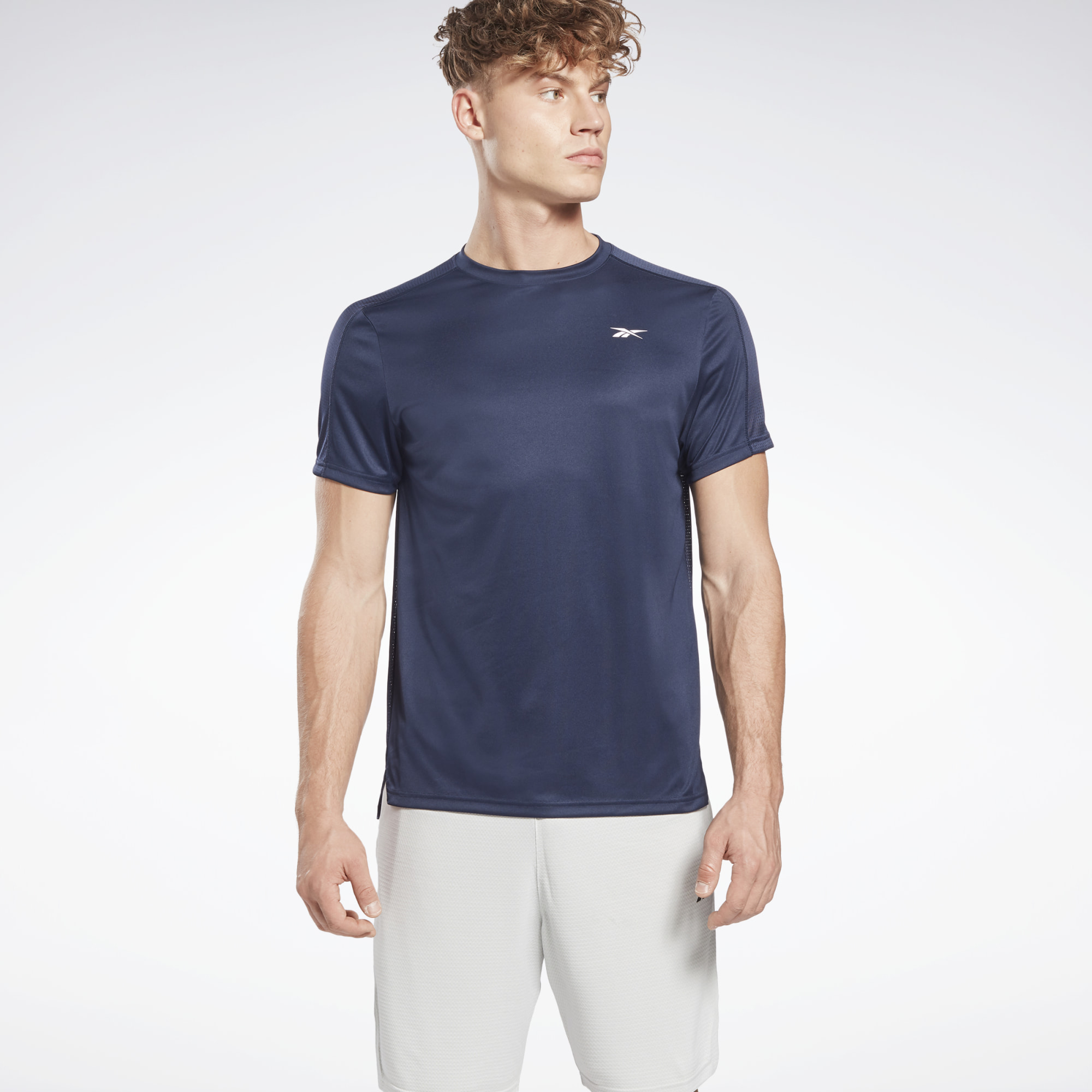 

Футболка мужская Reebok GJ0872 синяя M, GJ0872