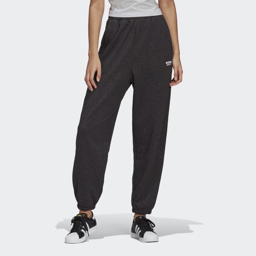 

Спортивные брюки женские Adidas GN4349 черные 38 RU, GN4349