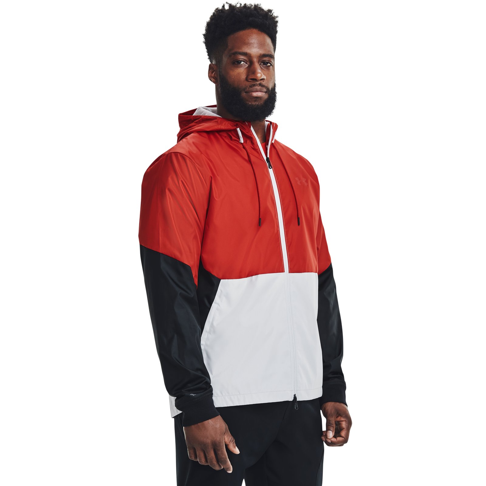 

Ветровка мужская Under Armour 1345405-839 красная XXL, 1345405-839