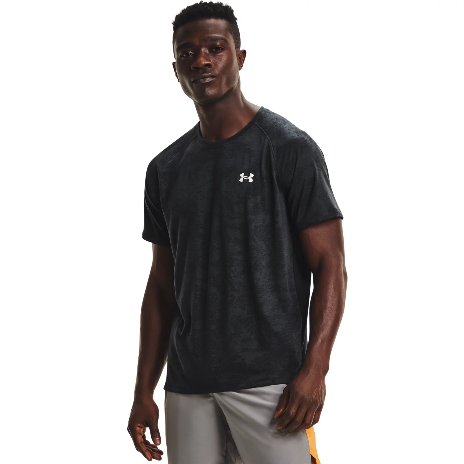 

Футболка мужская Under Armour 1365676-001 черная XXL, 1365676-001