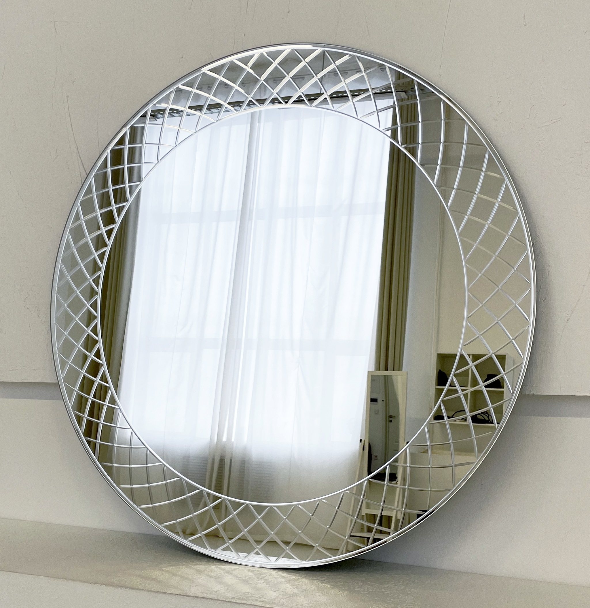 фото Зеркало круглое 90 см с алмазной гравировкой фортуна мир стекла и зеркал