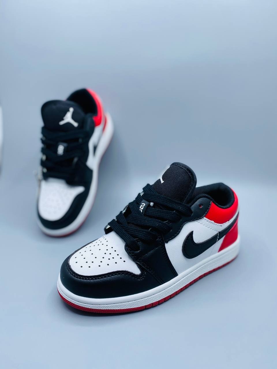 Кеды детские Nike Air Jordan, красный, белый, чёрный, 35