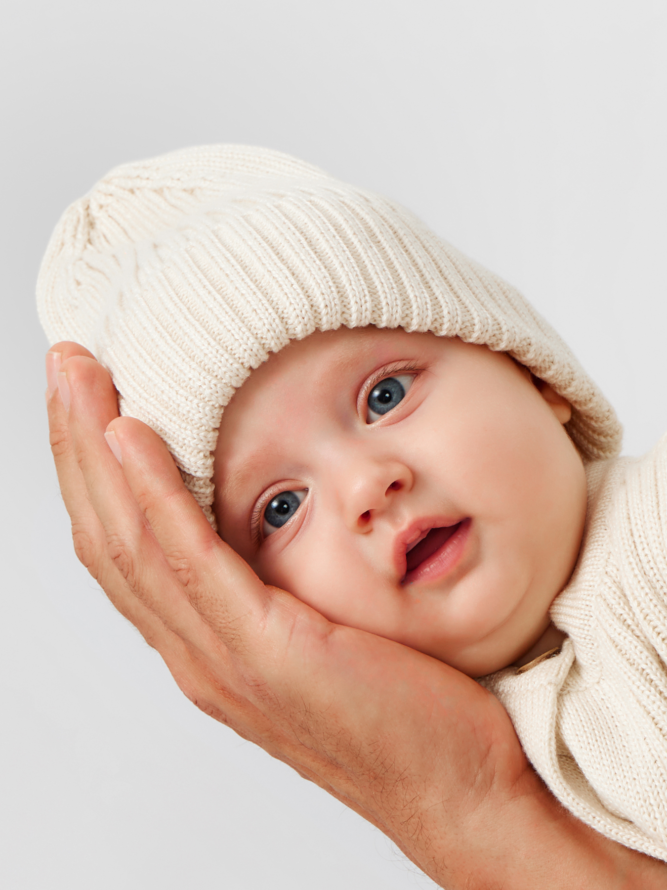 

Шапка детская Happy Baby 88522 цв. белый; бежевый р. onesize, 88522