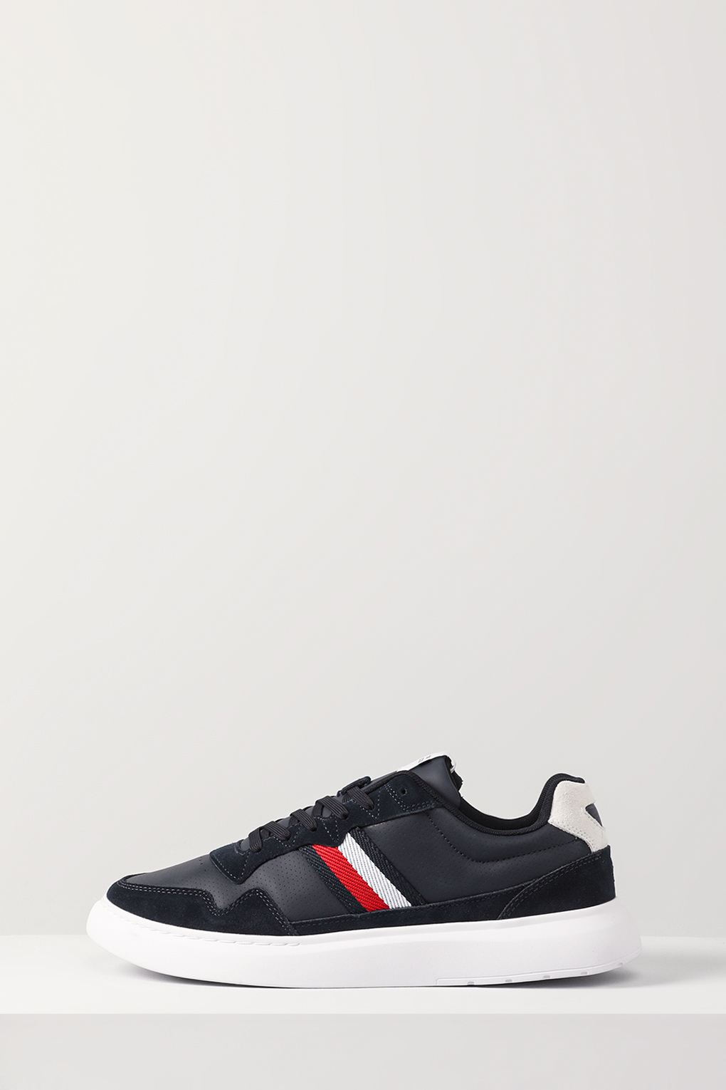 

Кеды мужские Tommy Hilfiger FM0FM04889 синие 41 EU, Синий, FM0FM04889
