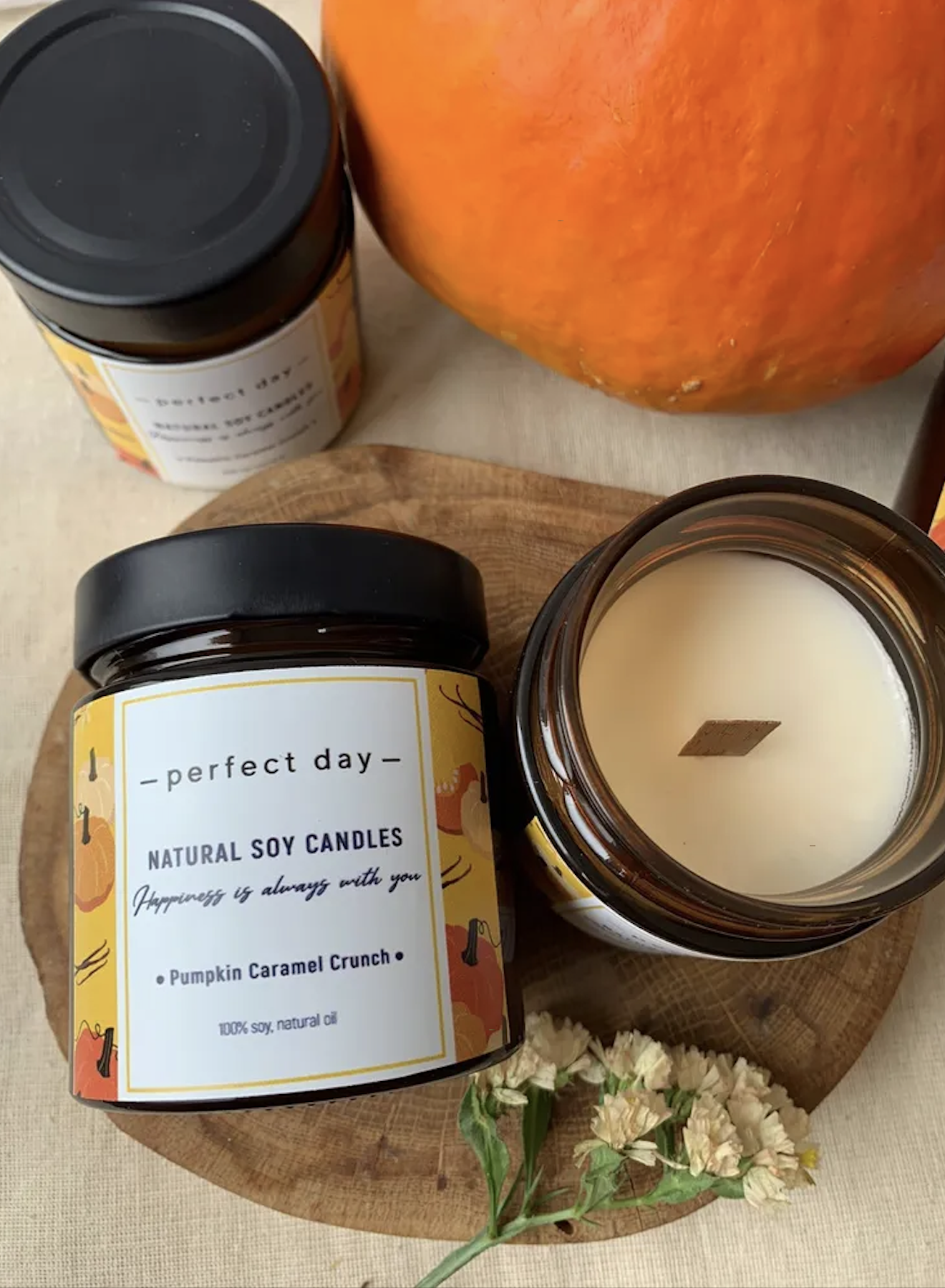 

Свеча ароматическая PERFECT DAY CANDLES, Pumpkin Caramel Crunch / Тыквенный карамельный кранч деревянный фитиль