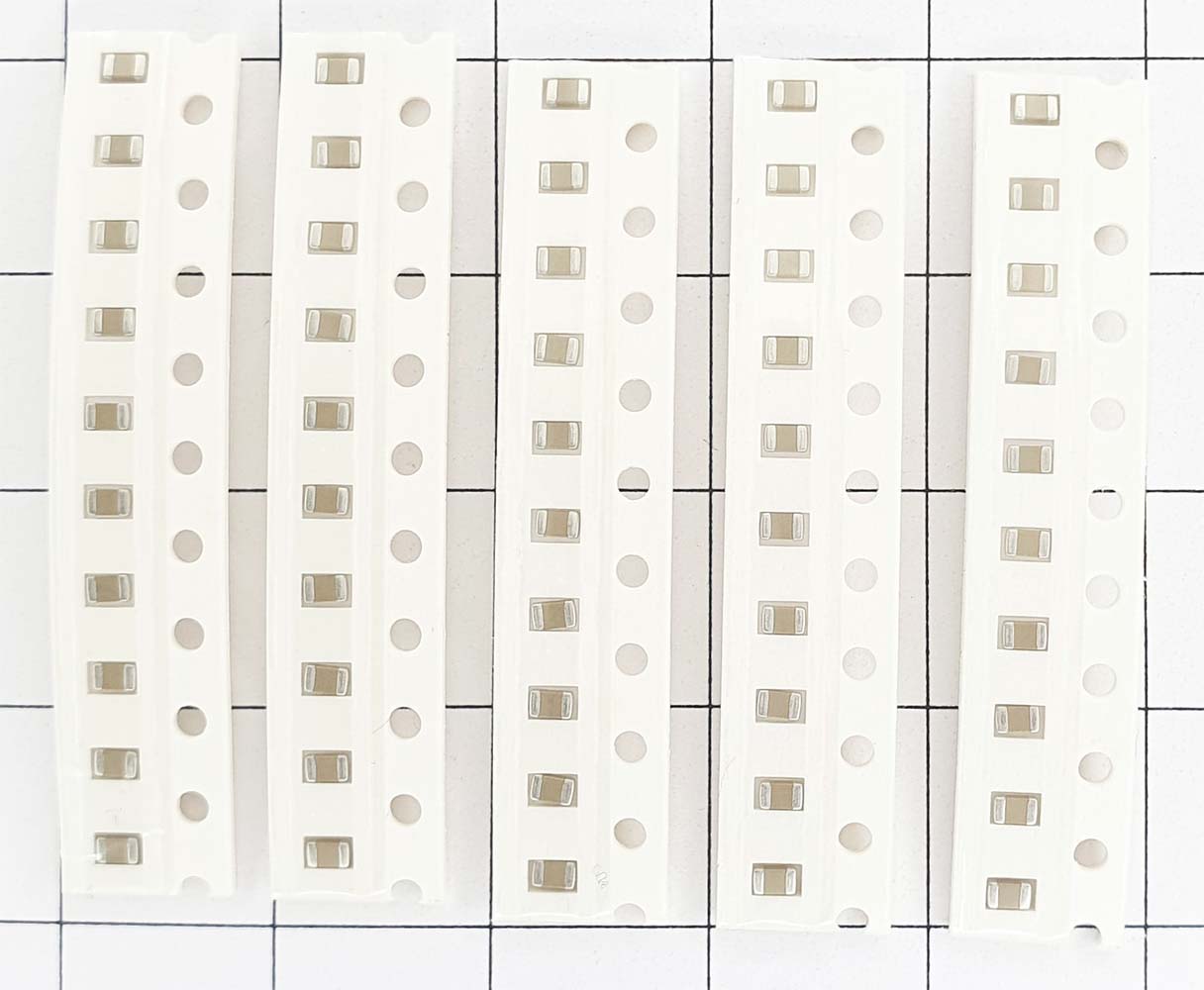 

Конденсатор SMD,50 шт. лот,S0805 X7R 100nF(0.1мкФ) 5% 50V(50В) PHYCOMP керамический, S0805 X7R 100nF 5% 50V
