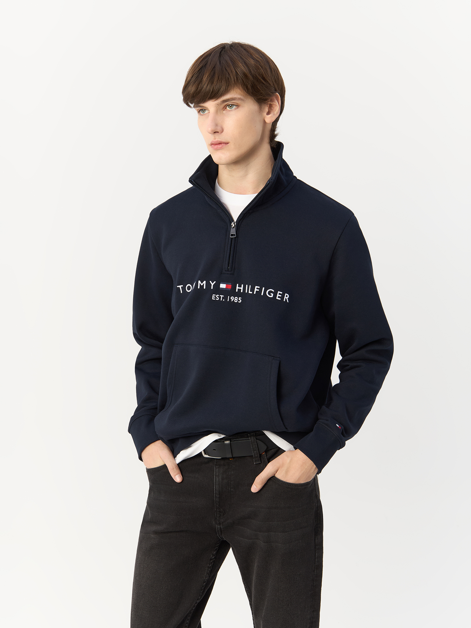 Свитшот мужской Tommy Hilfiger Logo Mockneck Sweatshirt MW0MW20954 синий XS 16990₽