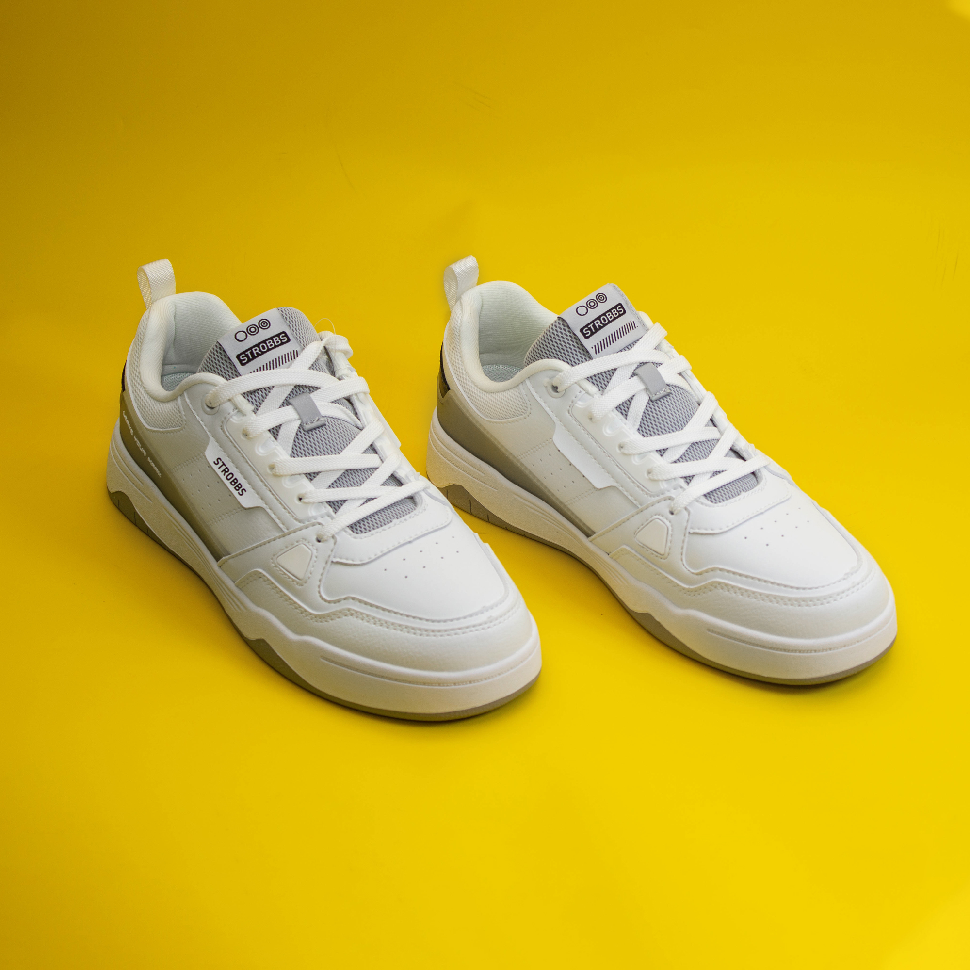 

Кроссовки мужские Strobbs STROBBS белые 44 RU, Белый, STROBBS
