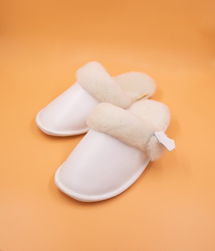

Тапочки женские LAMB BOTTI L008К белые 39 RU, Белый, L008К