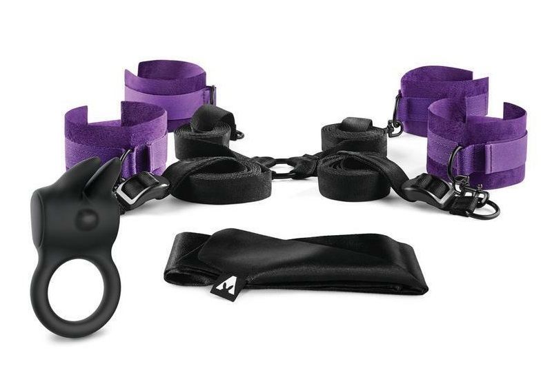 фото Набор для bdsm the rabbit company couples bedspreader kit фиолетовый с черным