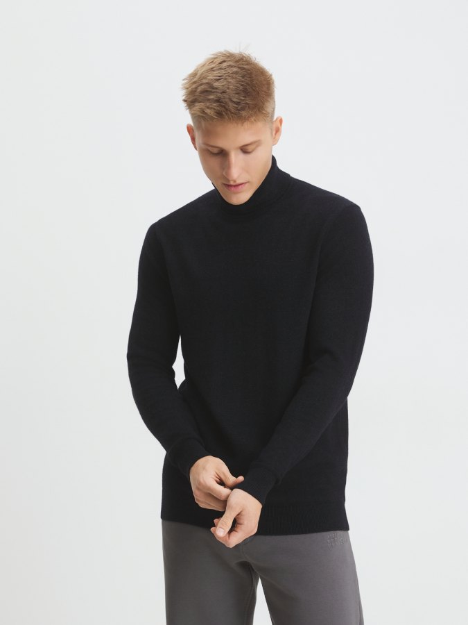 

Водолазка мужская Maison David YM136 черная 2XS, Черный, YM136