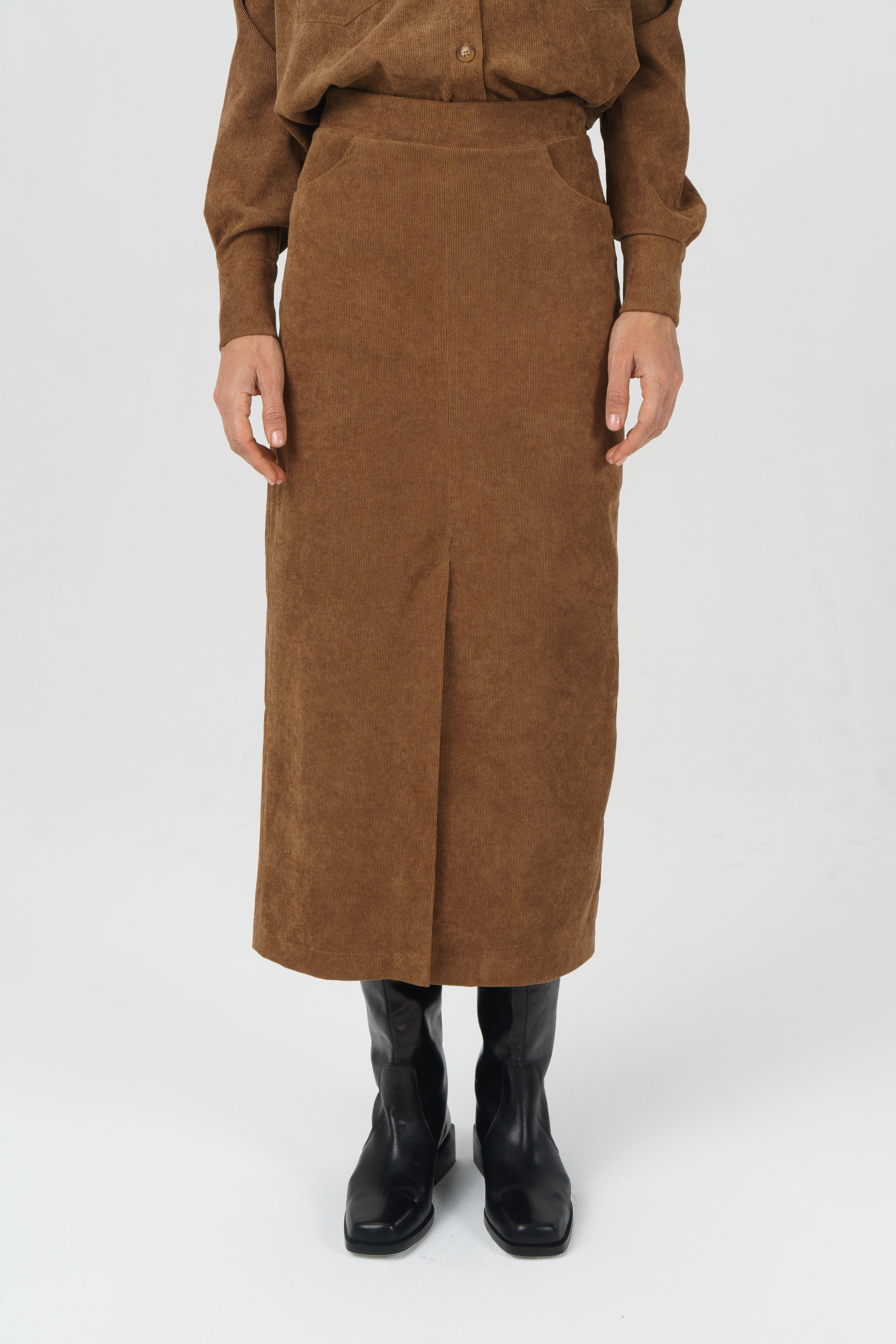 

Юбка женская Ennergiia AW23-VU12 коричневая 48 RU, AW23-VU12