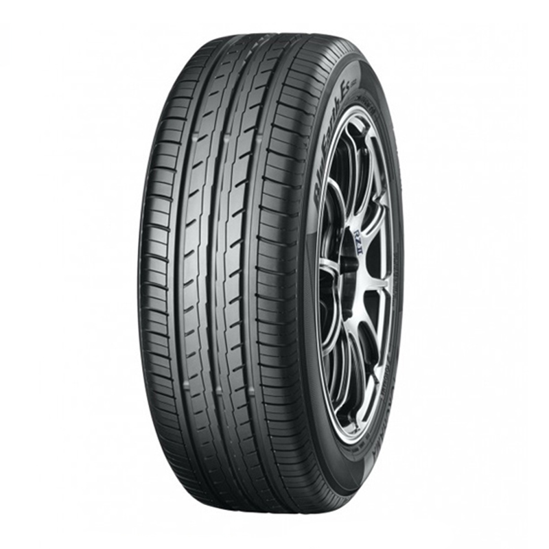 

Шины YOKOHAMA BluEarth-Es ES32 225/50R17 94V нешипованная, BluEarth-Es ES32