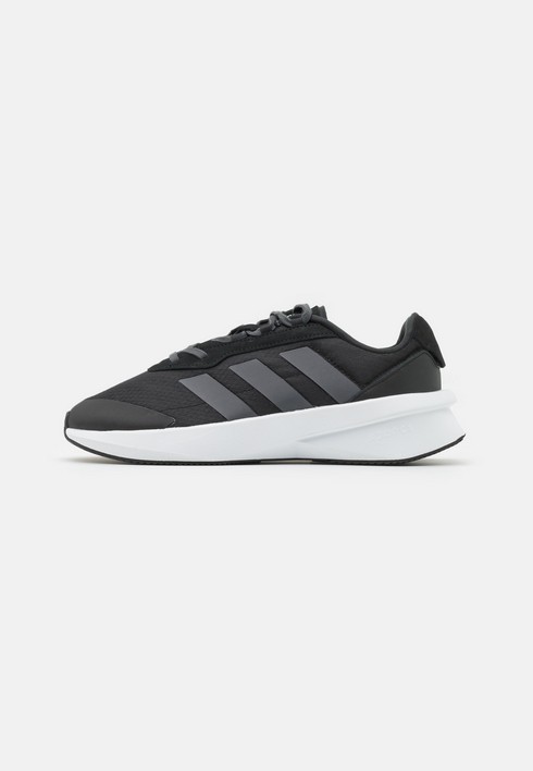 

Кроссовки мужские Adidas Sportswear Heawyn Unisex черные 45 1/3 EU (доставка из-за рубежа), Черный, Heawyn Unisex