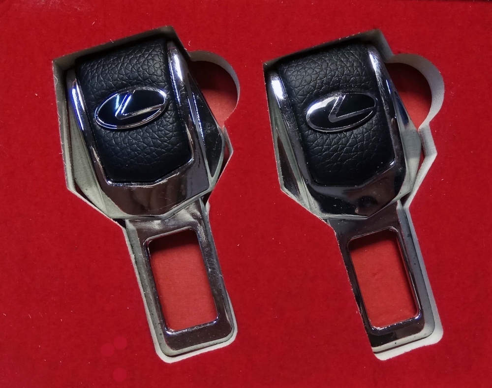 

Заглушка ремня безопасности Lion с логотипом LEXUS металл + кожа, Серый;черный