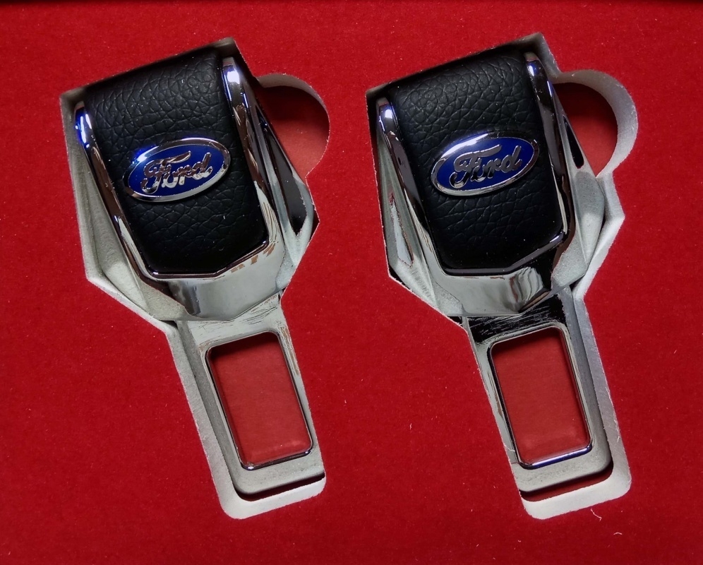 

Заглушка ремня безопасности Lion с логотипом FORD металл + кожа, Серый;черный