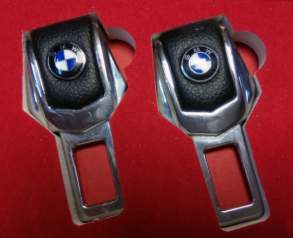 

Заглушка ремня безопасности Lion с логотипом BMW металл + кожа, Серый;черный