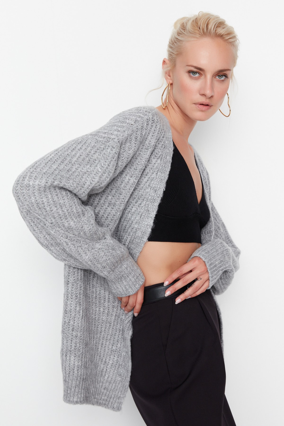 

Кардиган женский Trendyol TWOAW22HI0121 серый S, TWOAW22HI0121