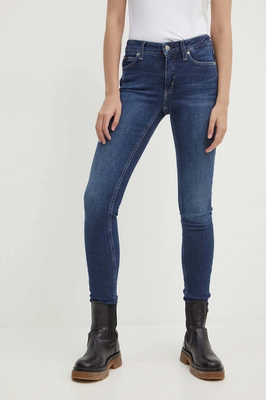 Джинсы Calvin Klein Jeans для женщин деним-1BJ размер 2730 J20J223646 9910₽