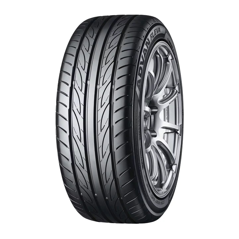 

Шины YOKOHAMA Advan Fleva V701 225/50R18 99W нешипованная