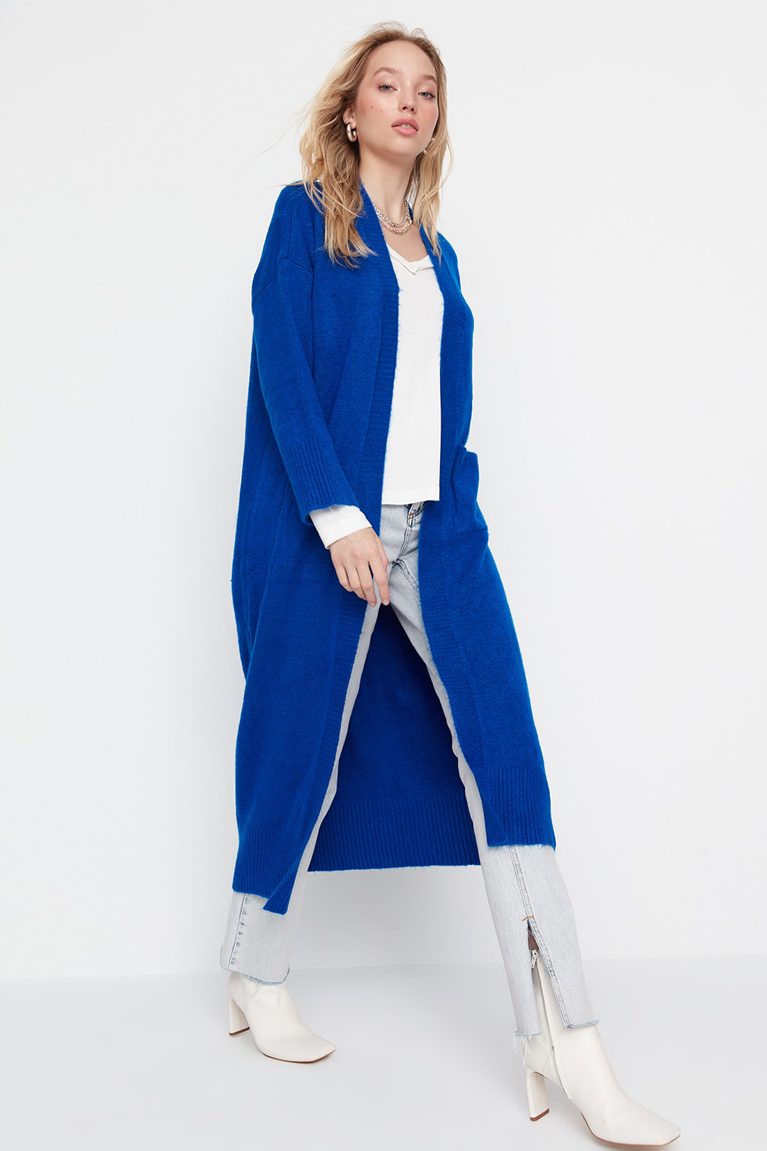 

Кардиган женский Trendyol TWOAW21HI0225 синий L, TWOAW21HI0225
