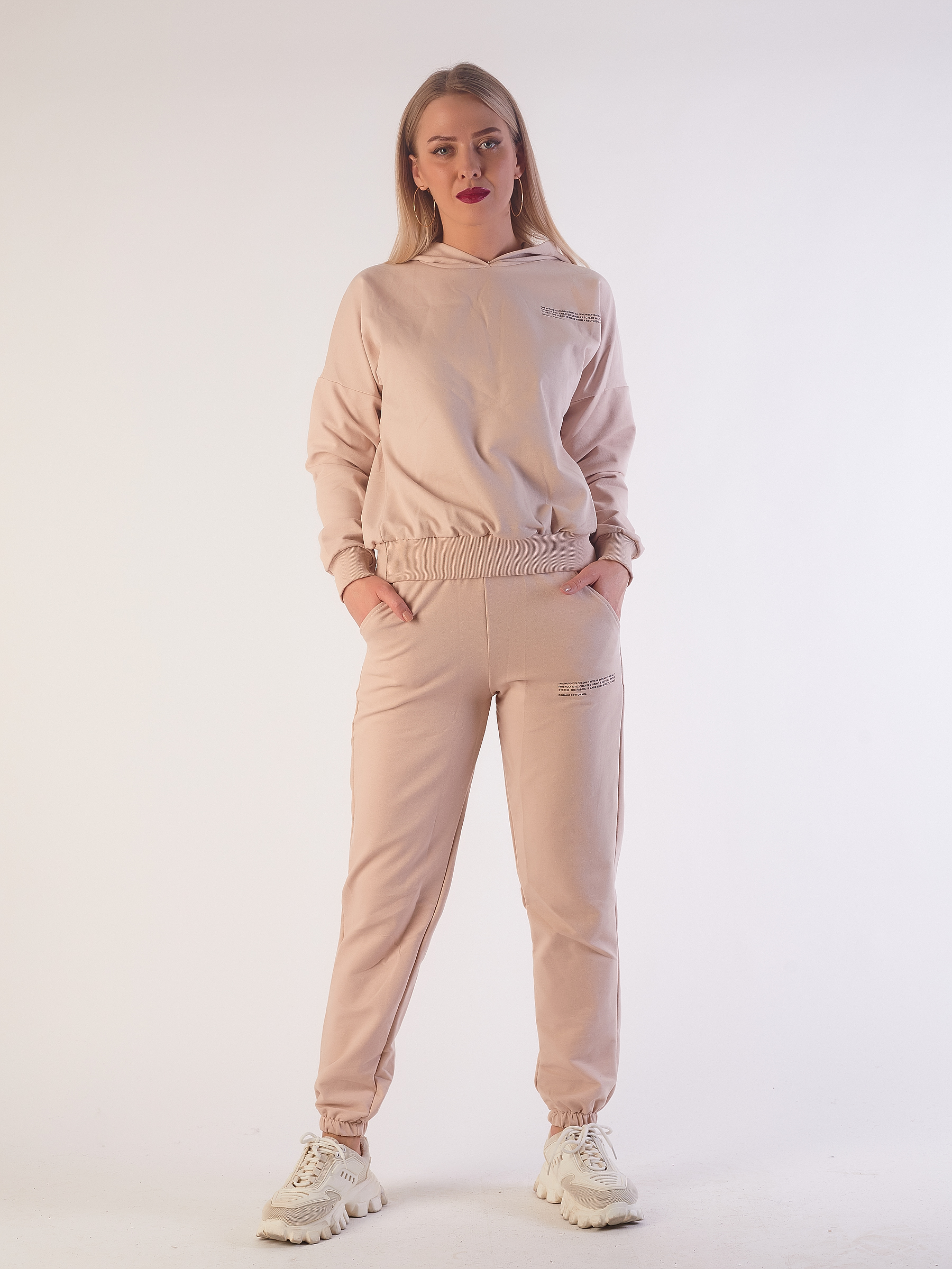 

Костюм женский Louren Wilton Кост-LW-5 бежевый 60 RU, Кост-LW-5