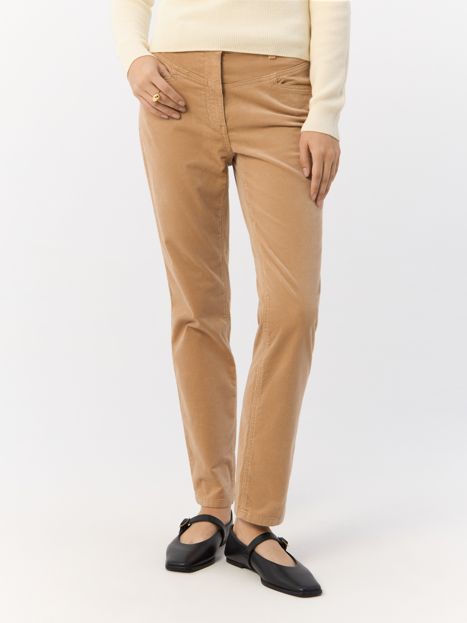 

Брюки женские Gerry Weber 122052-66276-90540-42R бежевые 42, Бежевый, 122052-66276