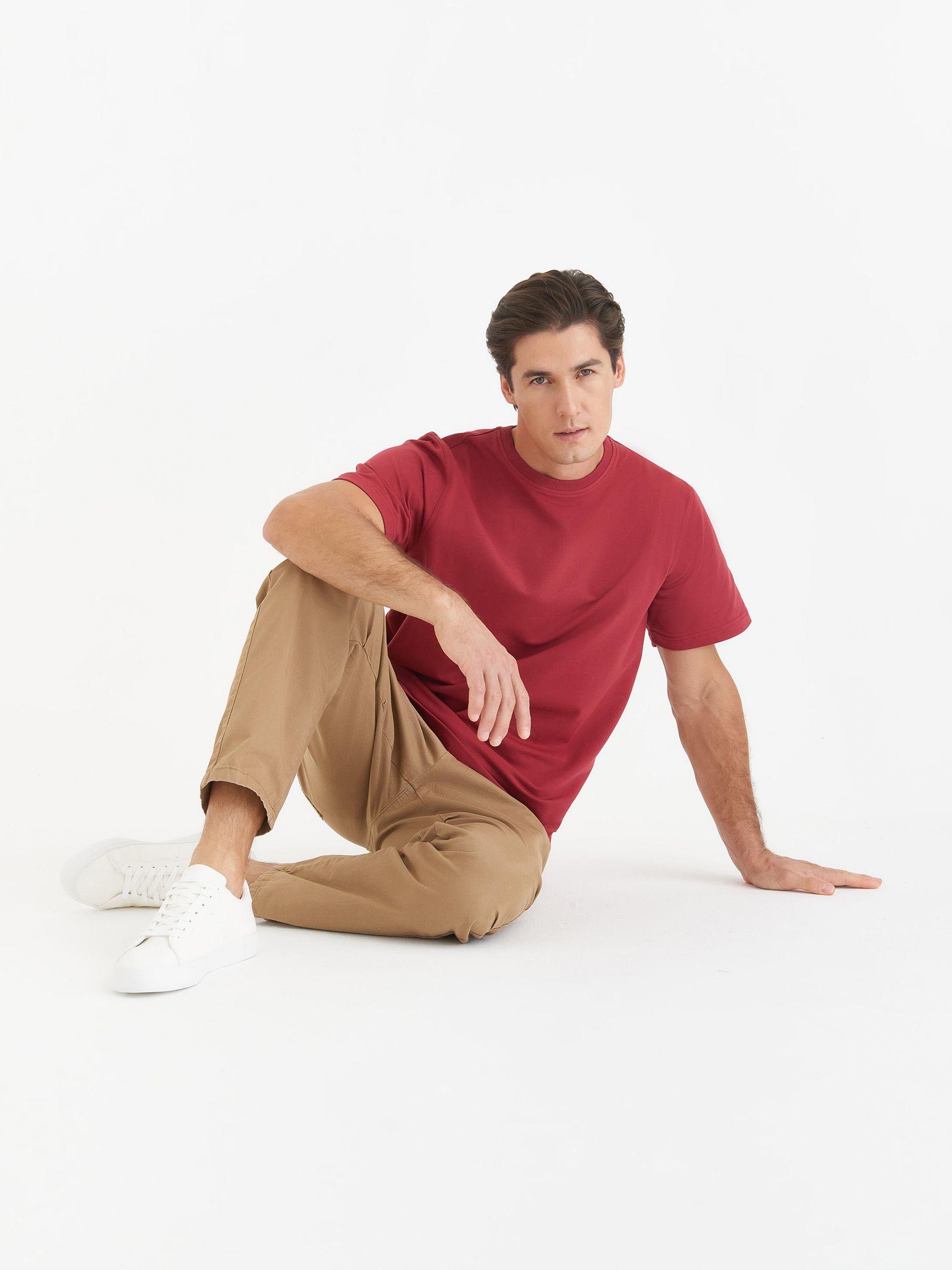 

Футболка мужская SMLXL wear U-база монохром красная 3XL, Красный, U-база монохром