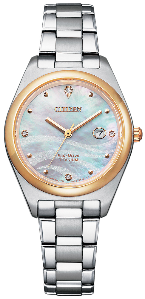 фото Наручные часы женские citizen ew2606-87y серебристые