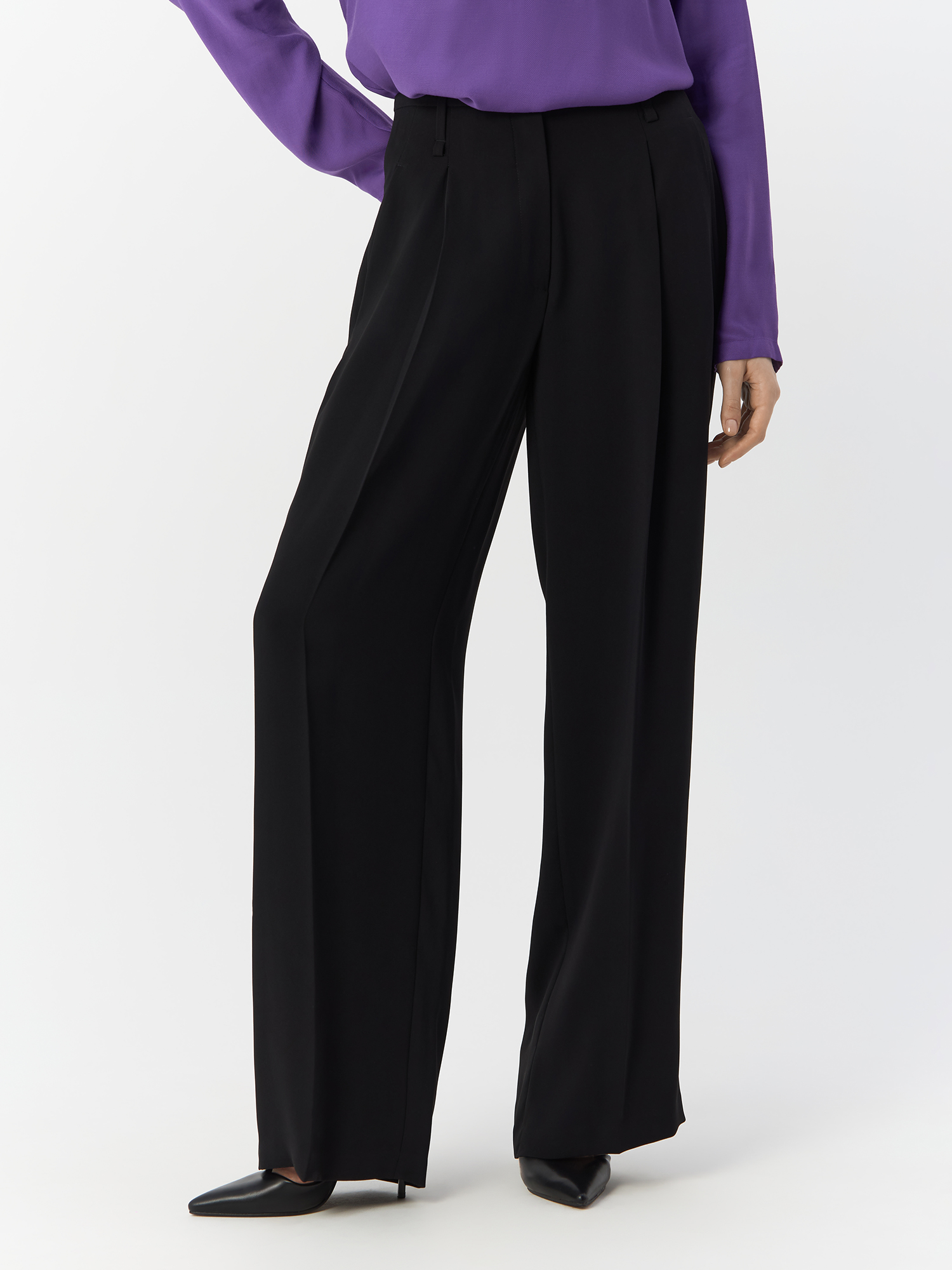 

Брюки женские Gerry Weber 220045-71944-11000-38 черные 38, Черный, 220045-71944
