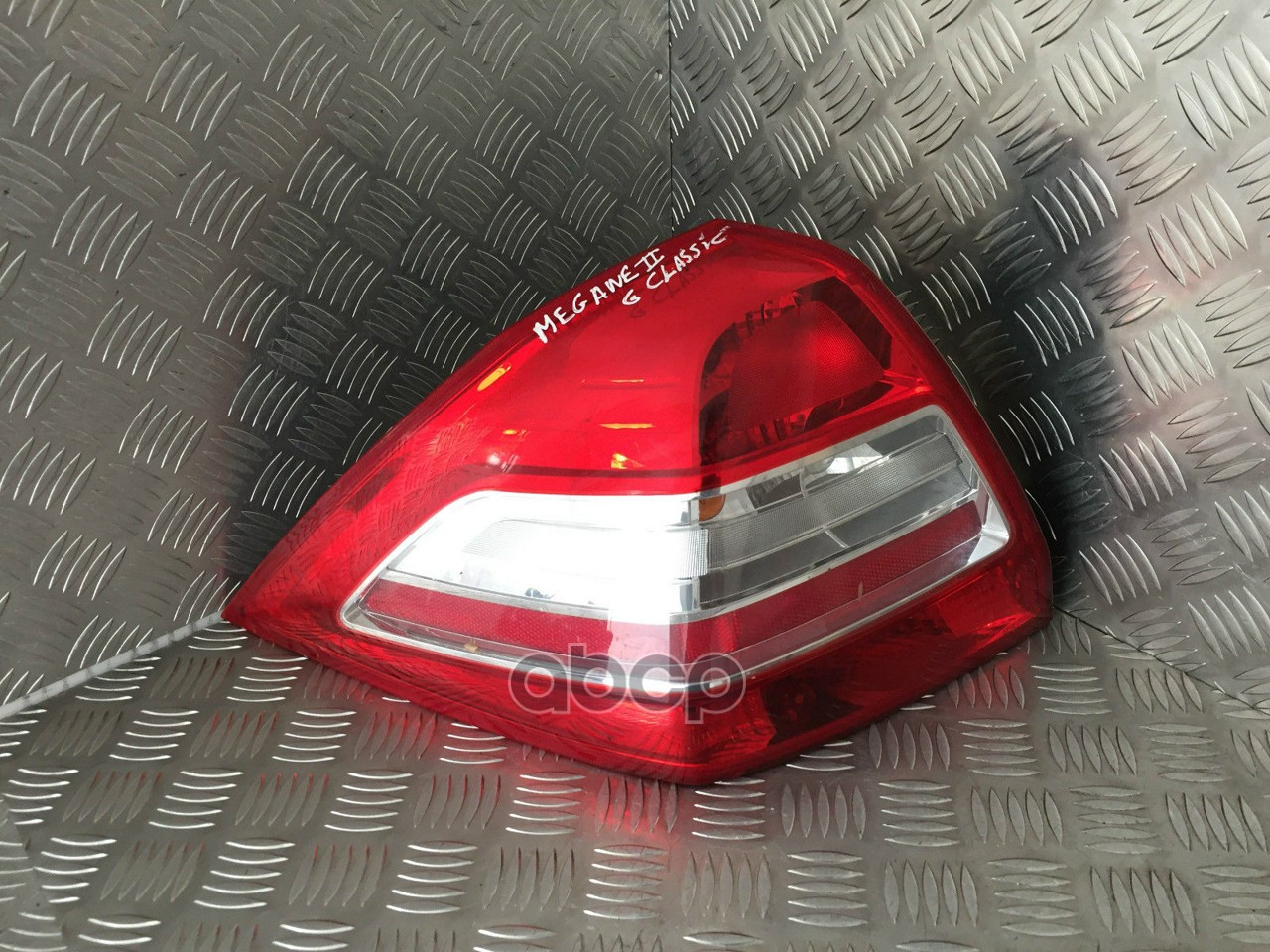

Фонарь Зад.Лев.[Org] RENAULT арт. 8200417345