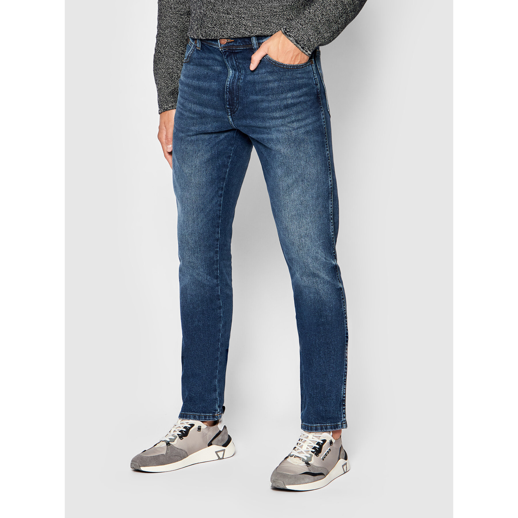 

Джинсы мужские Wrangler W12SU551H синие 35/34, W12SU551H