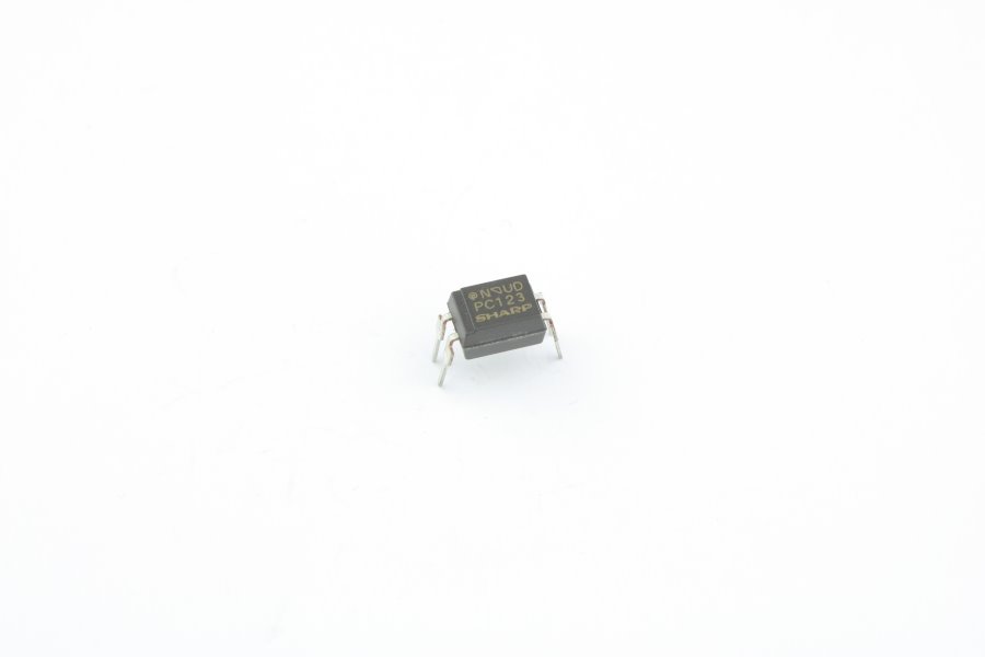 

Оптопара PC123