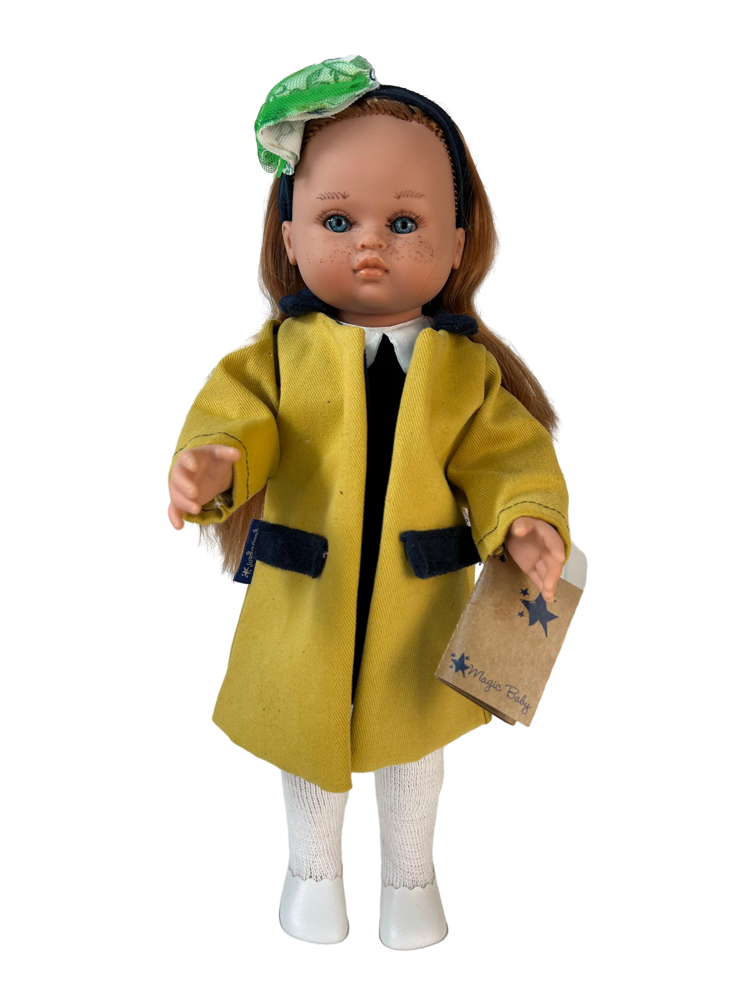 Кукла Lamagik Нэни, в желтом жакете, 42 см, 42008C lamagik s l кукла нэни в горчичном вязаном жакете и шапке 42 см