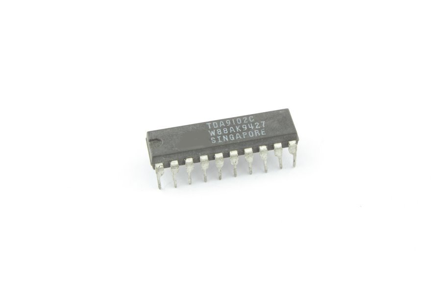 

Микросхема TDA9102C