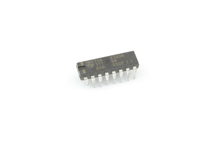 

Микросхема TDA8380A