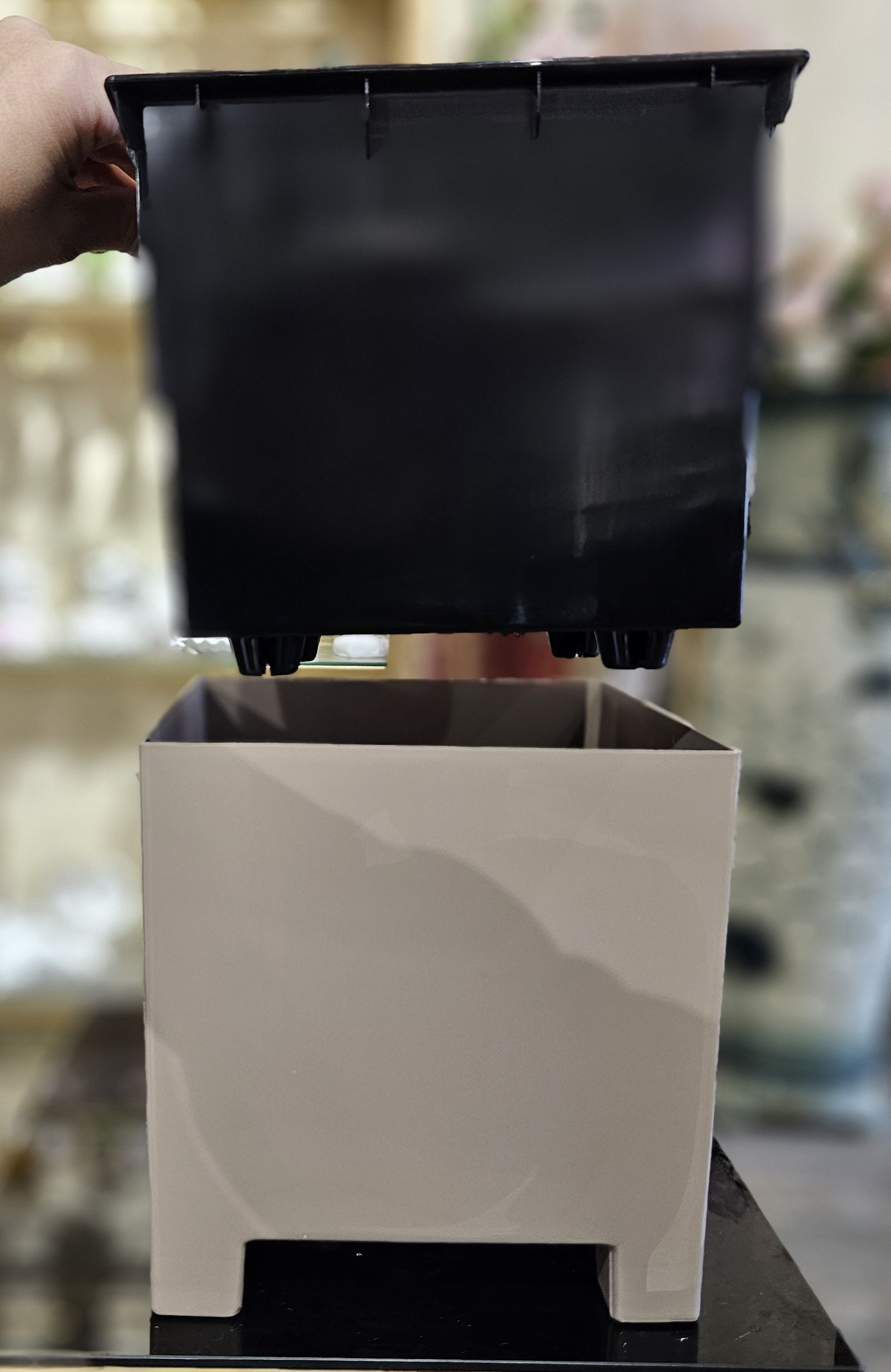 Цветочный горшок ArAs Flowers Нард 997 5,5 л фраппе 1 шт.