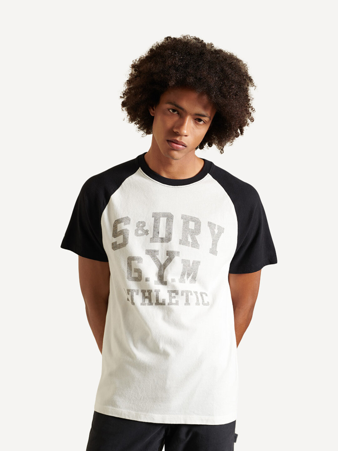 

Футболка мужская Superdry BLACK OUT RAGLAN TEE белая 2XL, BLACK OUT RAGLAN TEE