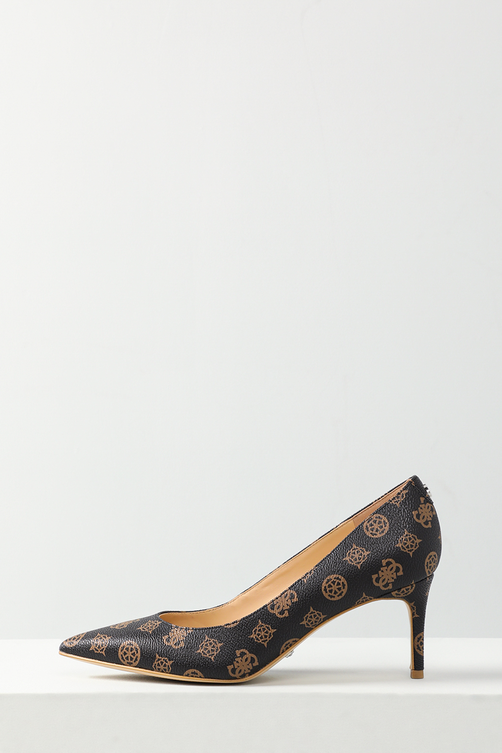 

Туфли женские Guess FLPBR6 FAL08 коричневые 38 EU, Коричневый, FLPBR6 FAL08