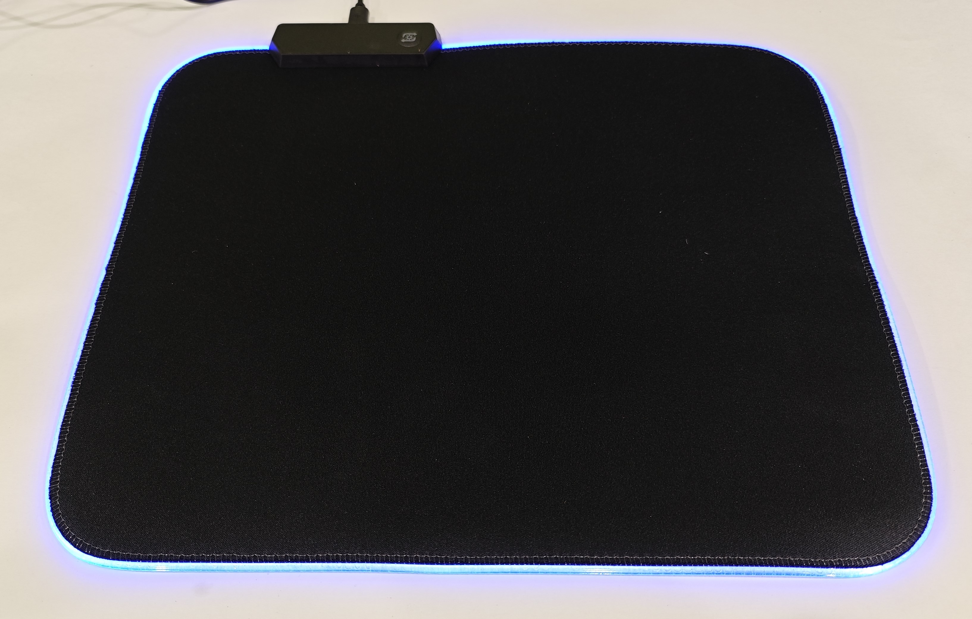 

Коврик для мыши Deu’s М100 Rgb, Черный, М100 Rgb