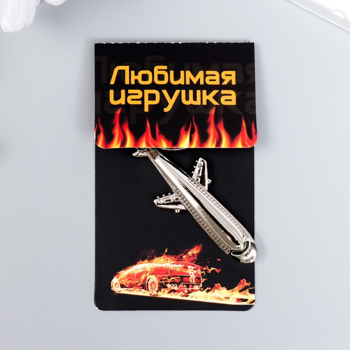 

Брелок унисекс NoBrand Пассажирский самолёт, серебристый, Пассажирский самолёт